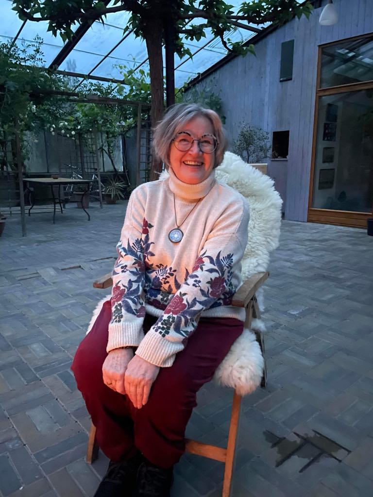 Messenger Creation 7406281B 24D3 4Eeb 944A 19B424f8817c